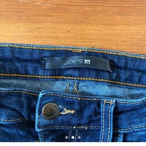 Joe’s Jeans dark wash skinny ankle/cigarette cut